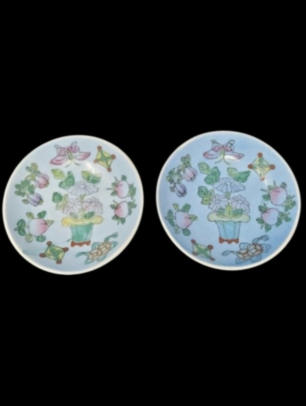 ORIENTAL EMBOSSED HAND PAINTED MACAU FOR THE ADOLPHUS CHINESE BOWLS